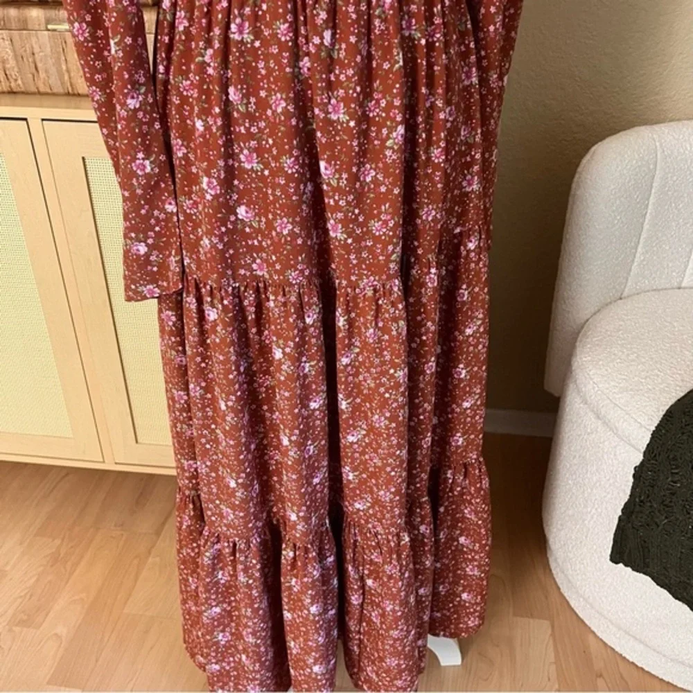 WAYF Burnt‎ Orange Floral Keyhole Tiered Midi Dress Size Small NWOT